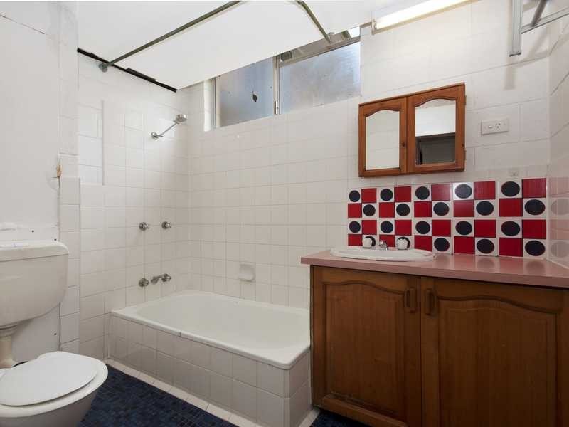 11/186 Lake Street, Cairns North QLD 4870