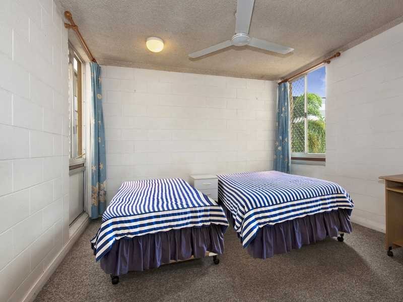 11/186 Lake Street, Cairns North QLD 4870