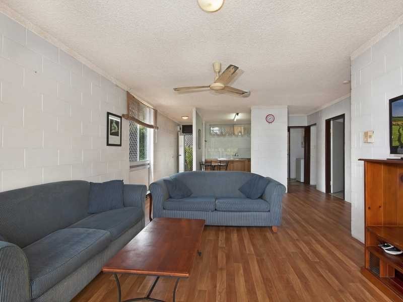 11/186 Lake Street, Cairns North QLD 4870