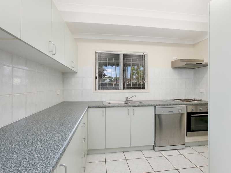 4/11 Grantala Street, Manoora QLD 4870