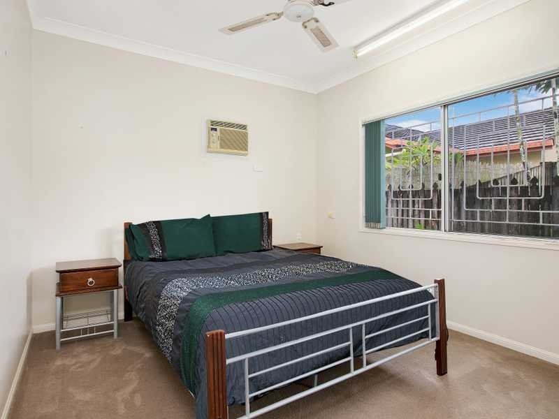 4/11 Grantala Street, Manoora QLD 4870