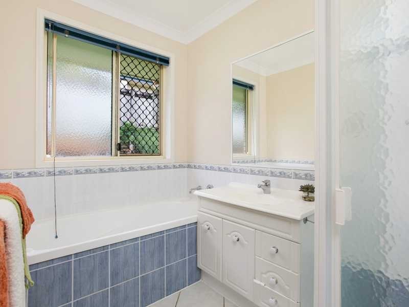42 Pilosa Street, Redlynch QLD 4870