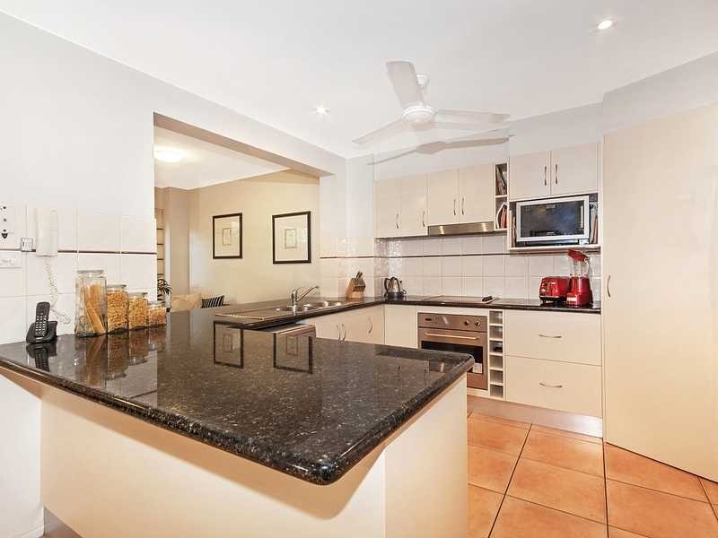 4/106 Mcleod Street, Cairns City QLD 4870