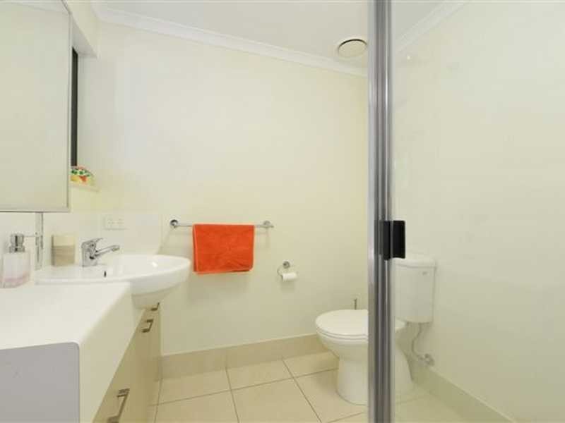 9/68 Charles Street, Manunda QLD 4870