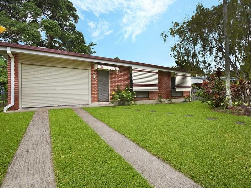 26 York Street, Whitfield QLD 4870