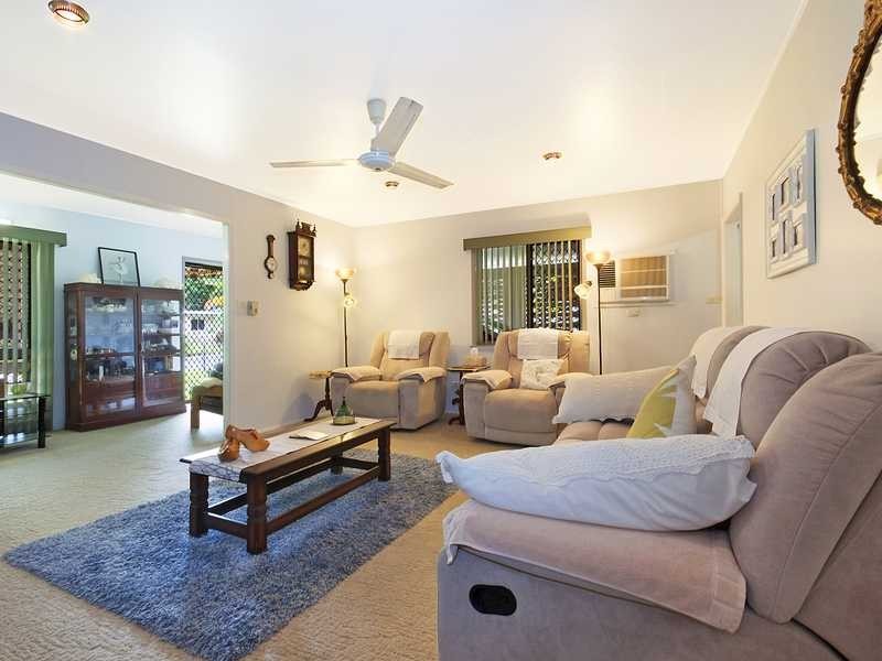 26 York Street, Whitfield QLD 4870