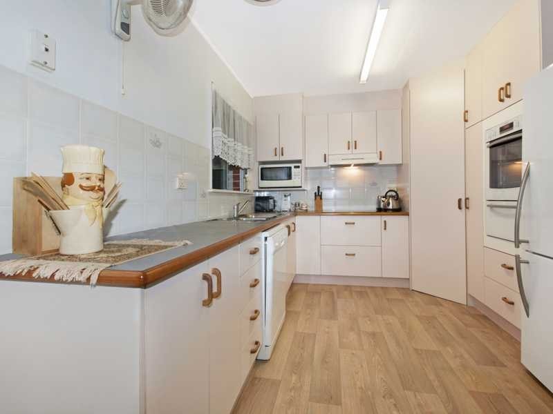 26 York Street, Whitfield QLD 4870