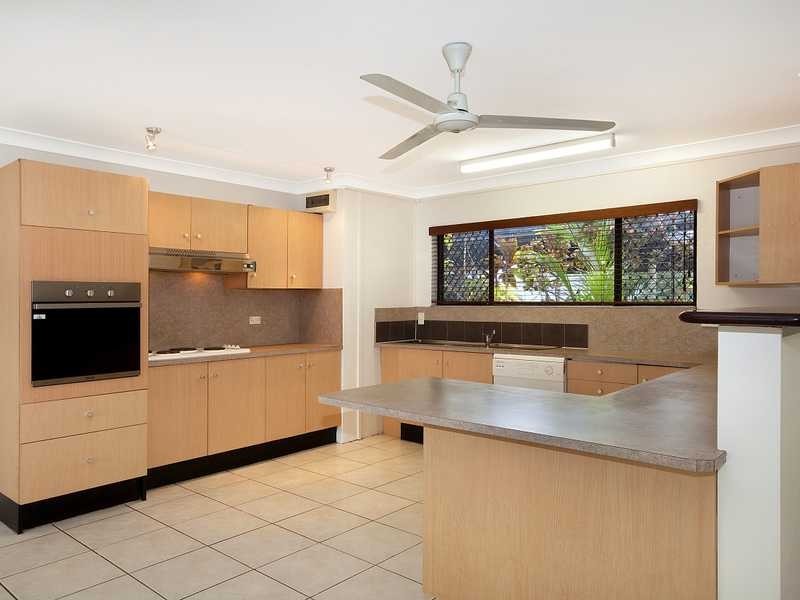 1/161-163 Esplanade, Cairns City QLD 4870