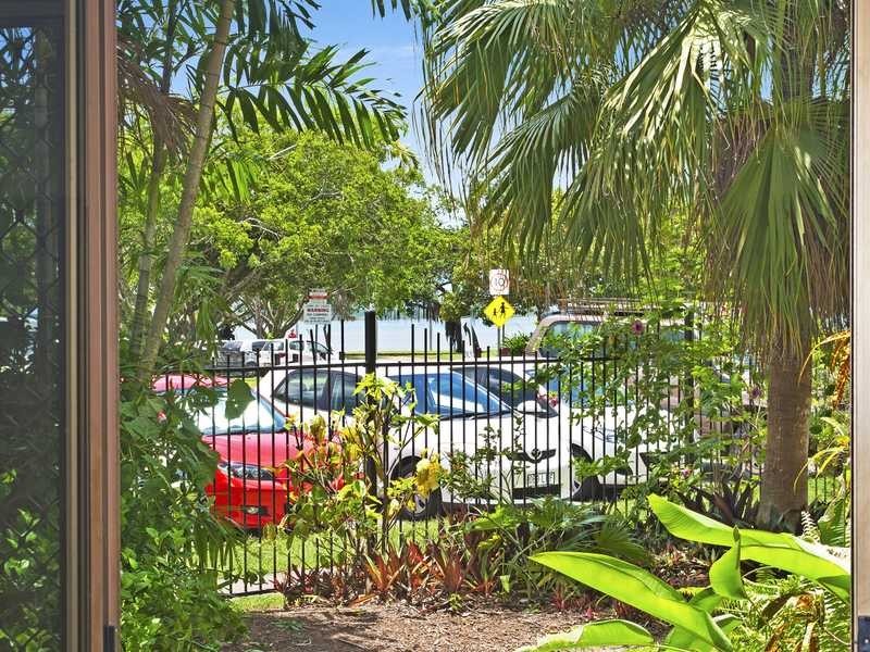 1/161-163 Esplanade, Cairns City QLD 4870