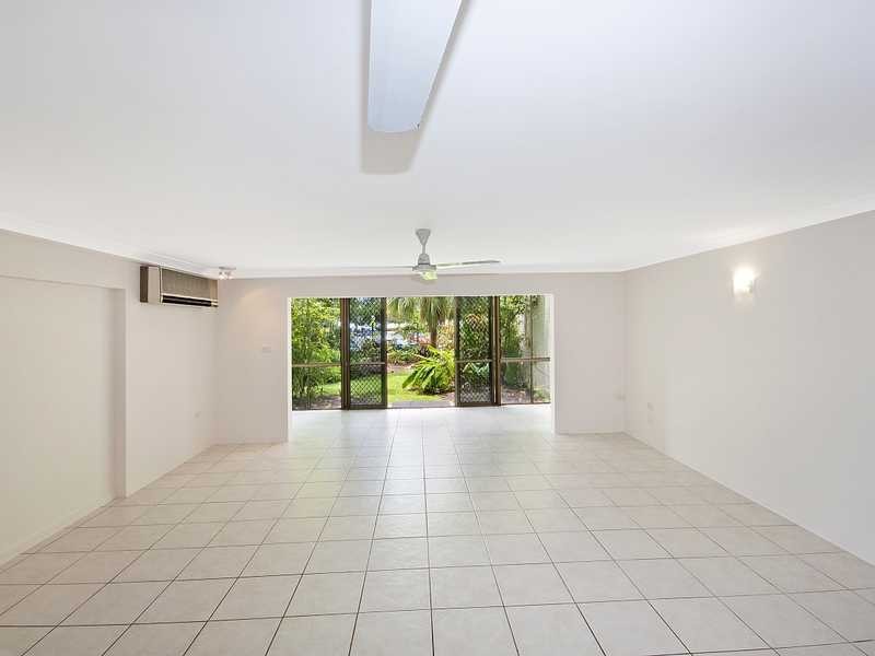 1/161-163 Esplanade, Cairns City QLD 4870