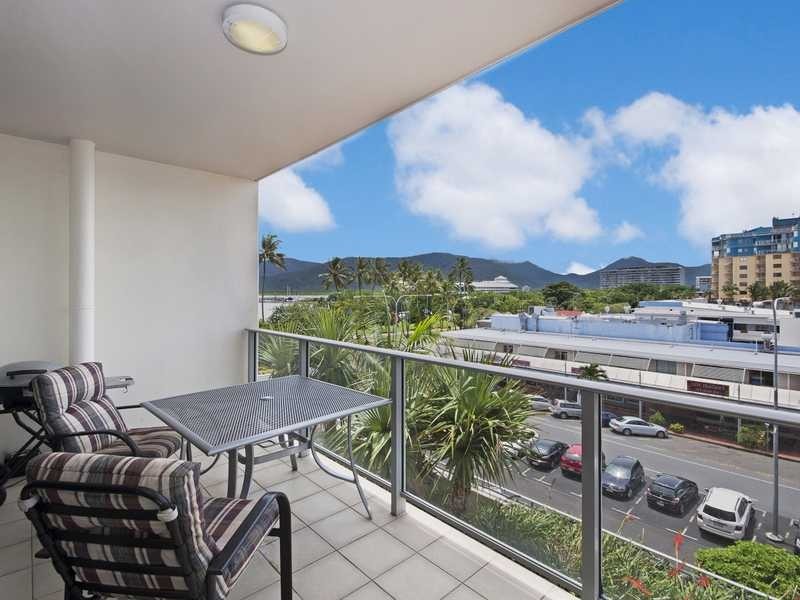 20406/99 Esplanade, Cairns City QLD 4870