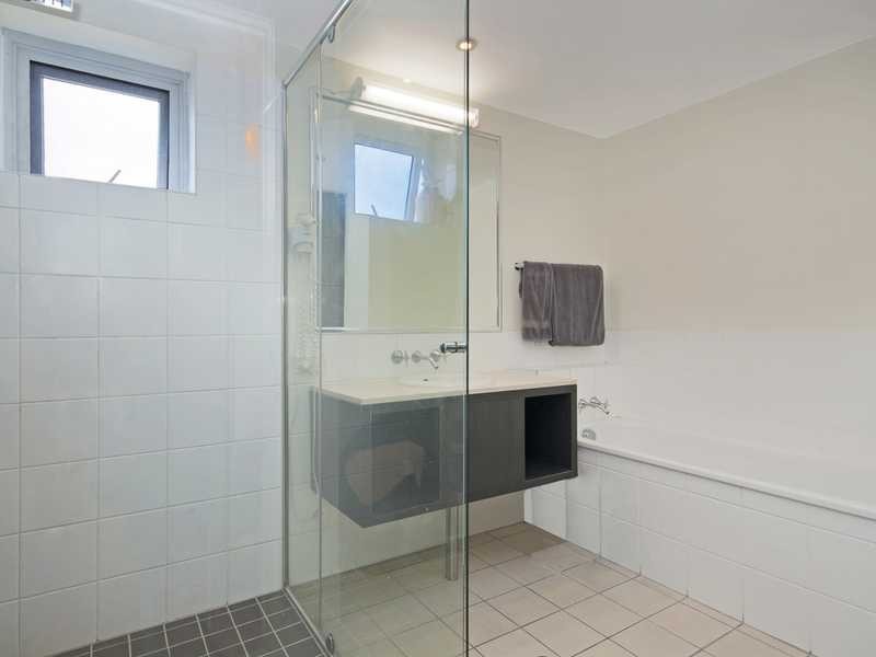 20406/99 Esplanade, Cairns City QLD 4870