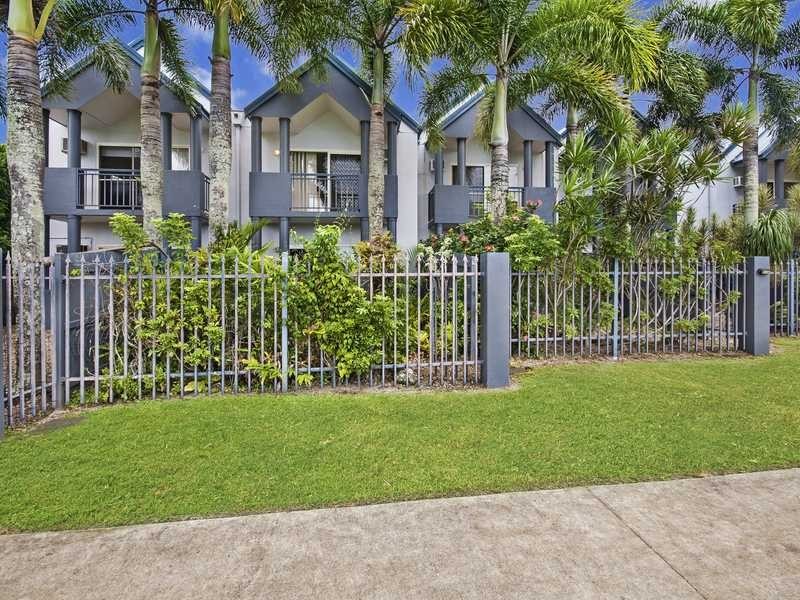 2/184 Gatton Street, Manunda QLD 4870