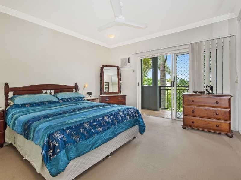 2/184 Gatton Street, Manunda QLD 4870