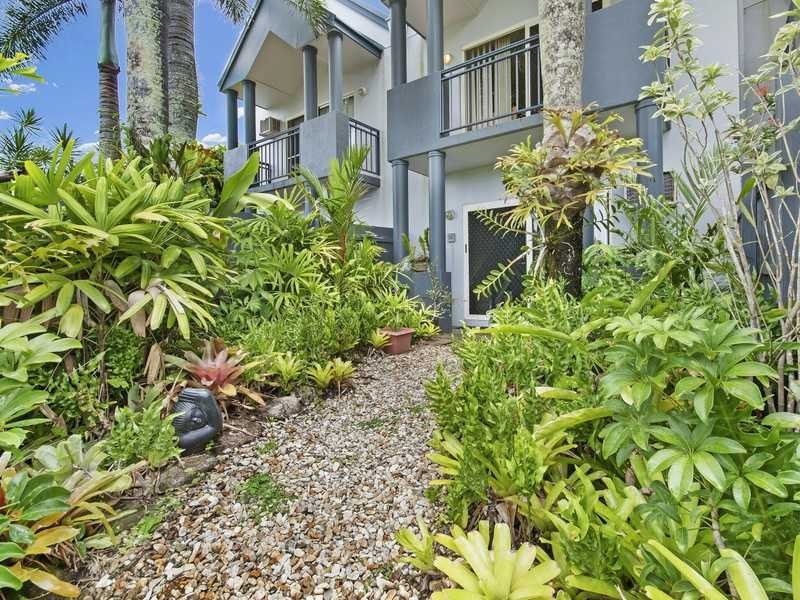 2/184 Gatton Street, Manunda QLD 4870