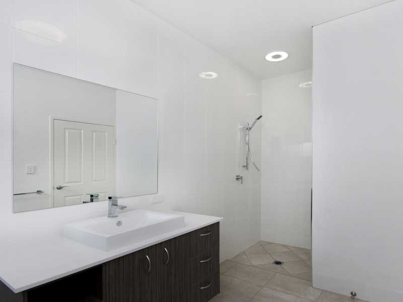 42 Moore Road, Kewarra Beach QLD 4879