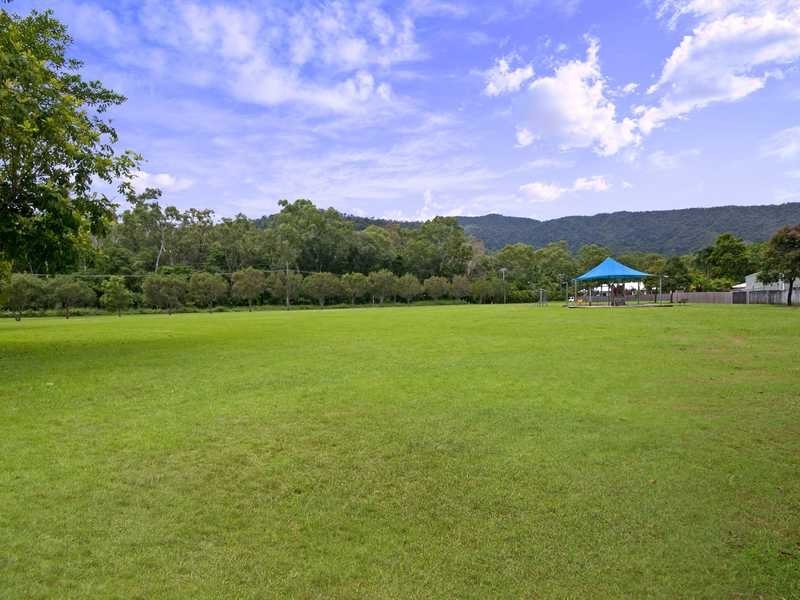 42 Moore Road, Kewarra Beach QLD 4879