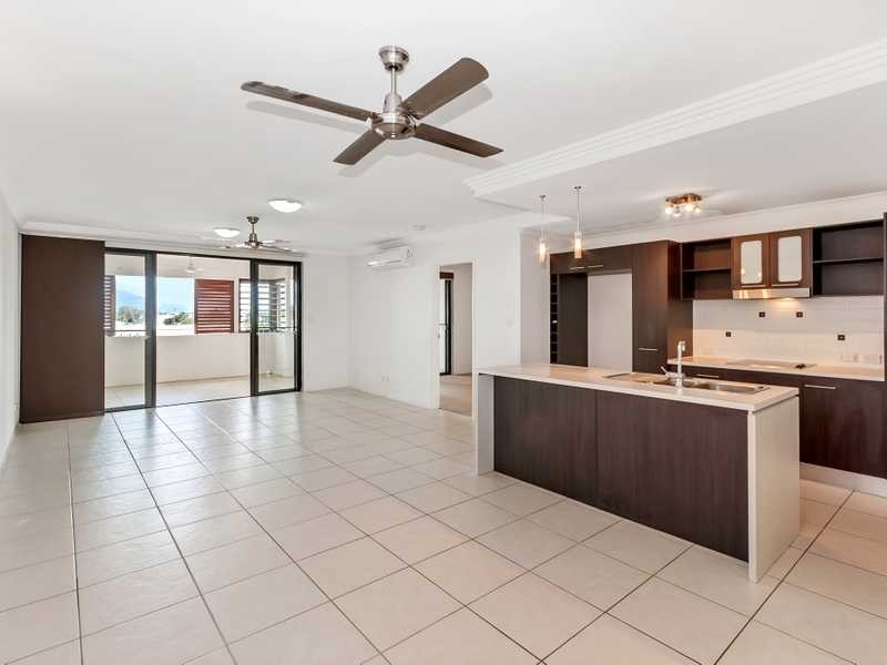 22/182 Spence Street, Cairns QLD 4870