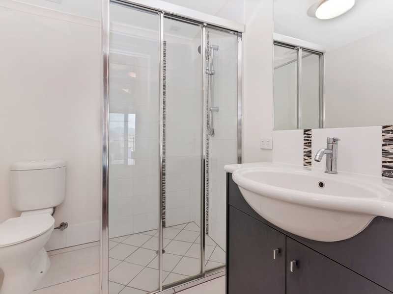 22/182 Spence Street, Cairns QLD 4870