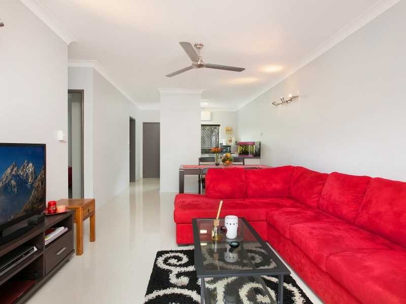 5/342 Mccoombe Street, Mooroobool QLD 4870