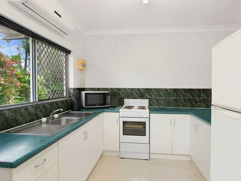 5/342 Mccoombe Street, Mooroobool QLD 4870