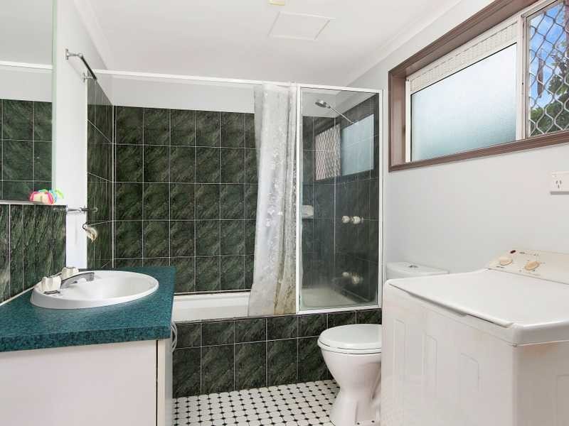 5/342 Mccoombe Street, Mooroobool QLD 4870