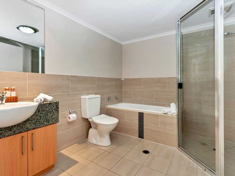 6/242 Grafton Street, Cairns North QLD 4870