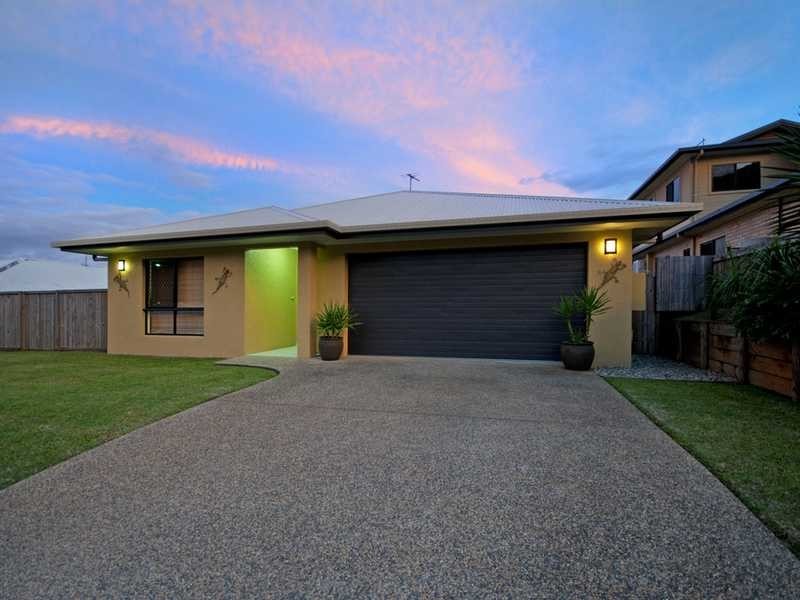 102 Fitzmaurice Drive, Bentley Park QLD 4869