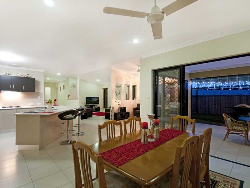 102 Fitzmaurice Drive, Bentley Park QLD 4869