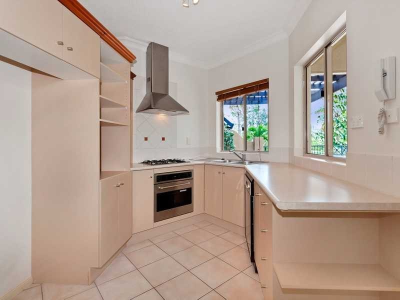 811/373 McLeod Street, Cairns North QLD 4870