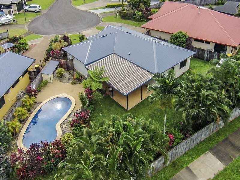 4 Nell Close, Kanimbla QLD 4870