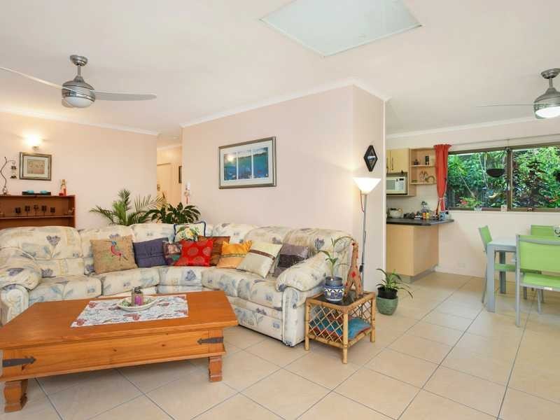 8/23 Woodward Street, Edge Hill QLD 4870