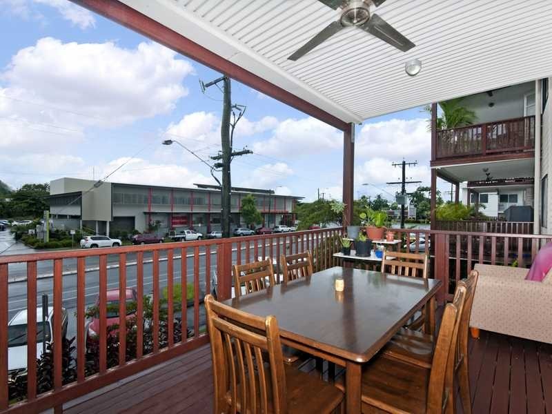 4/378 Mcleod Street, Cairns North QLD 4870