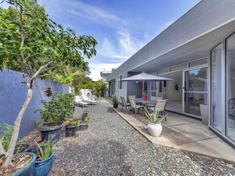 7 Rainbow Crescent, Sunrise Beach QLD 4567