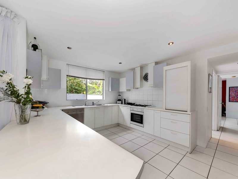7 Rainbow Crescent, Sunrise Beach QLD 4567