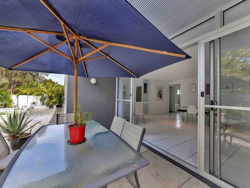 7 Rainbow Crescent, Sunrise Beach QLD 4567