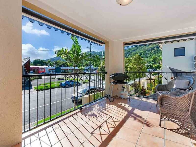 9/111 Collins Avenue, Edge Hill QLD 4870