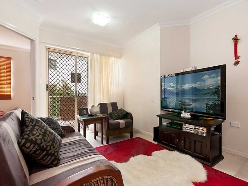 4/210 Grafton Street, Cairns North QLD 4870