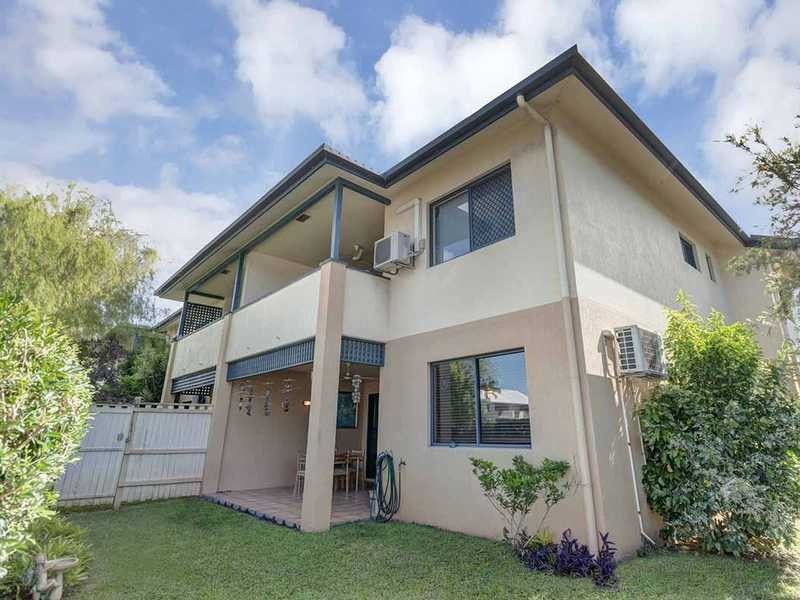 Unit/4/12-24 Toogood Road, Woree QLD 4868