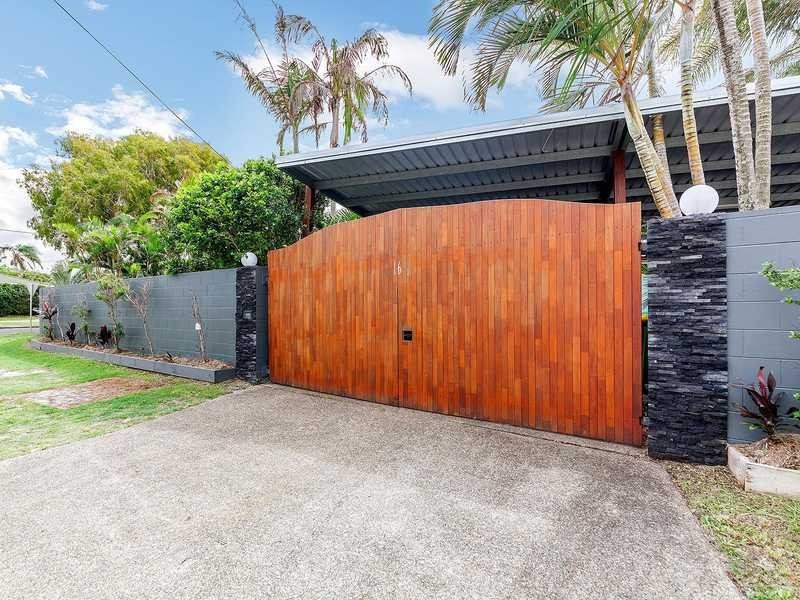 16 Dame Patti Drive, Sunrise Beach QLD 4567