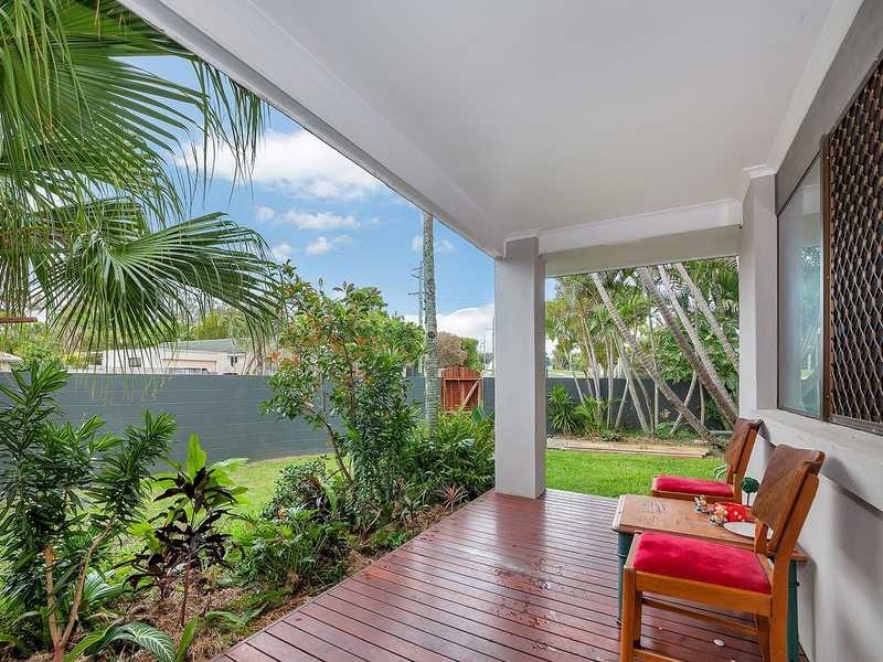 16 Dame Patti Drive, Sunrise Beach QLD 4567