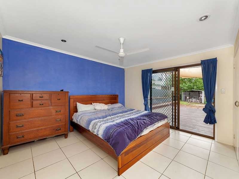 16 Dame Patti Drive, Sunrise Beach QLD 4567