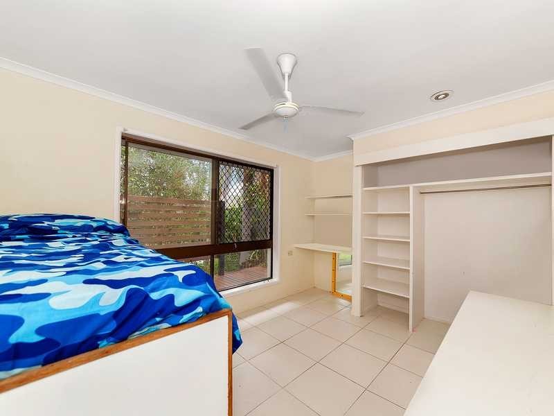16 Dame Patti Drive, Sunrise Beach QLD 4567