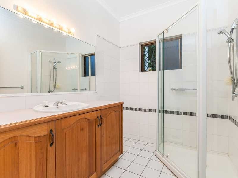 11-13 Wagtail Close, Kewarra Beach QLD 4879