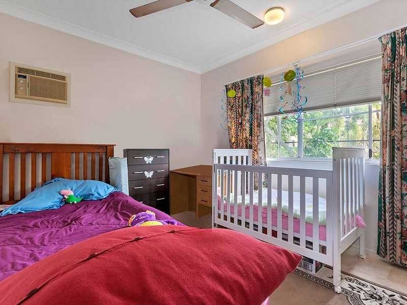 4/361 Mcleod Street, Cairns North QLD 4870