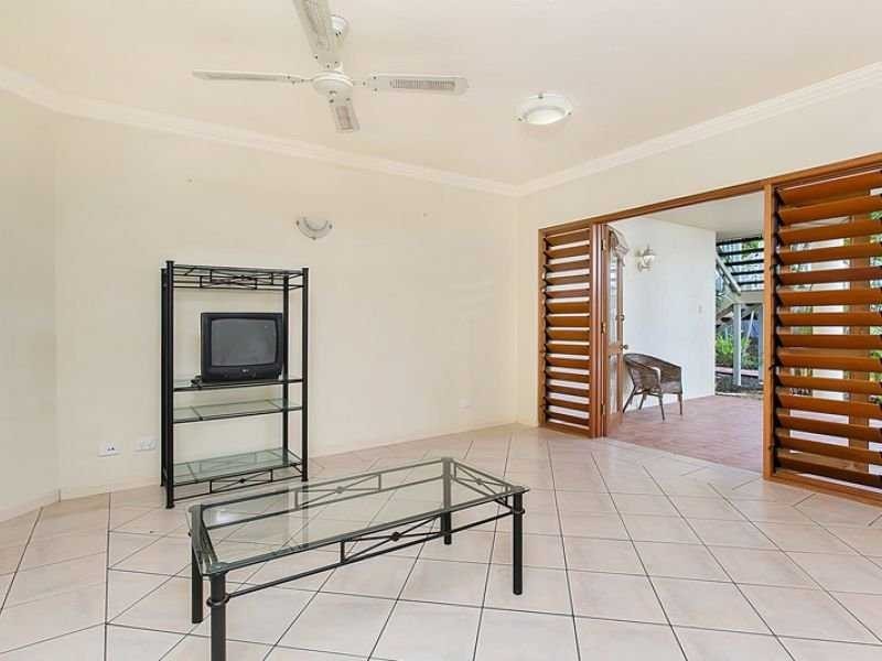3/30 Oliva Street, Palm Cove QLD 4879