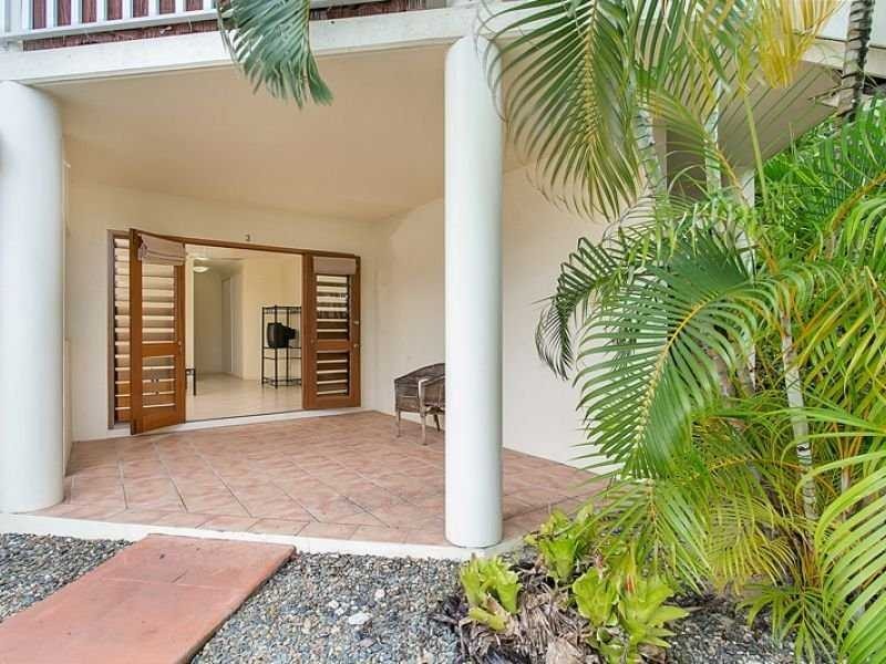 3/30 Oliva Street, Palm Cove QLD 4879