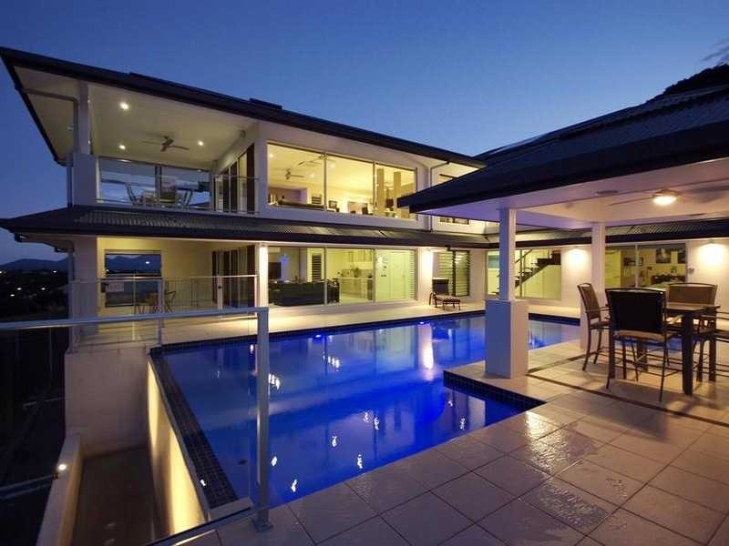 12 Trumpeter Street, Kanimbla QLD 4870