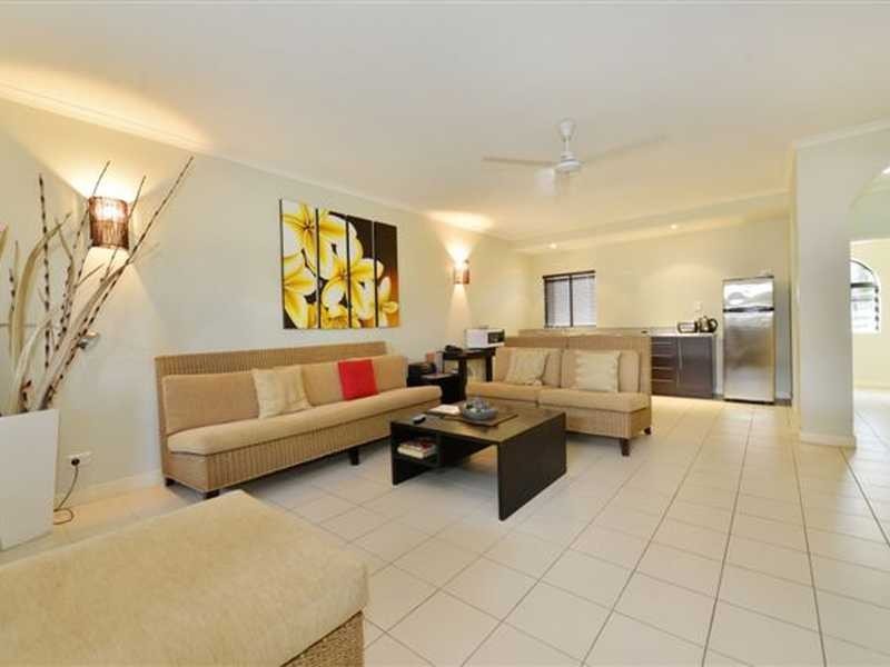 81-85 Cedar Road, Palm Cove QLD 4879