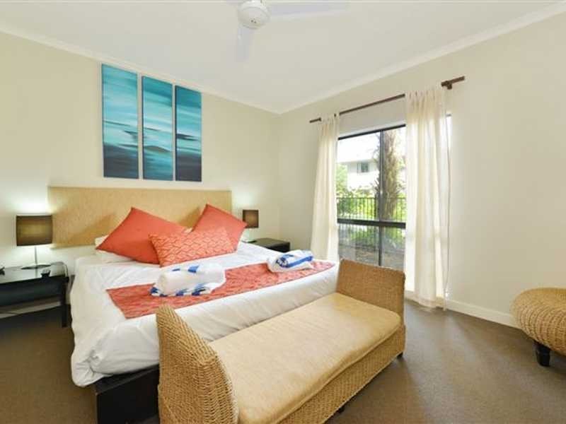 81-85 Cedar Road, Palm Cove QLD 4879